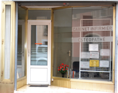 Photographie de la facade du cabinet d'infirmerie